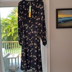 Alexia Admor black floral dress size 2